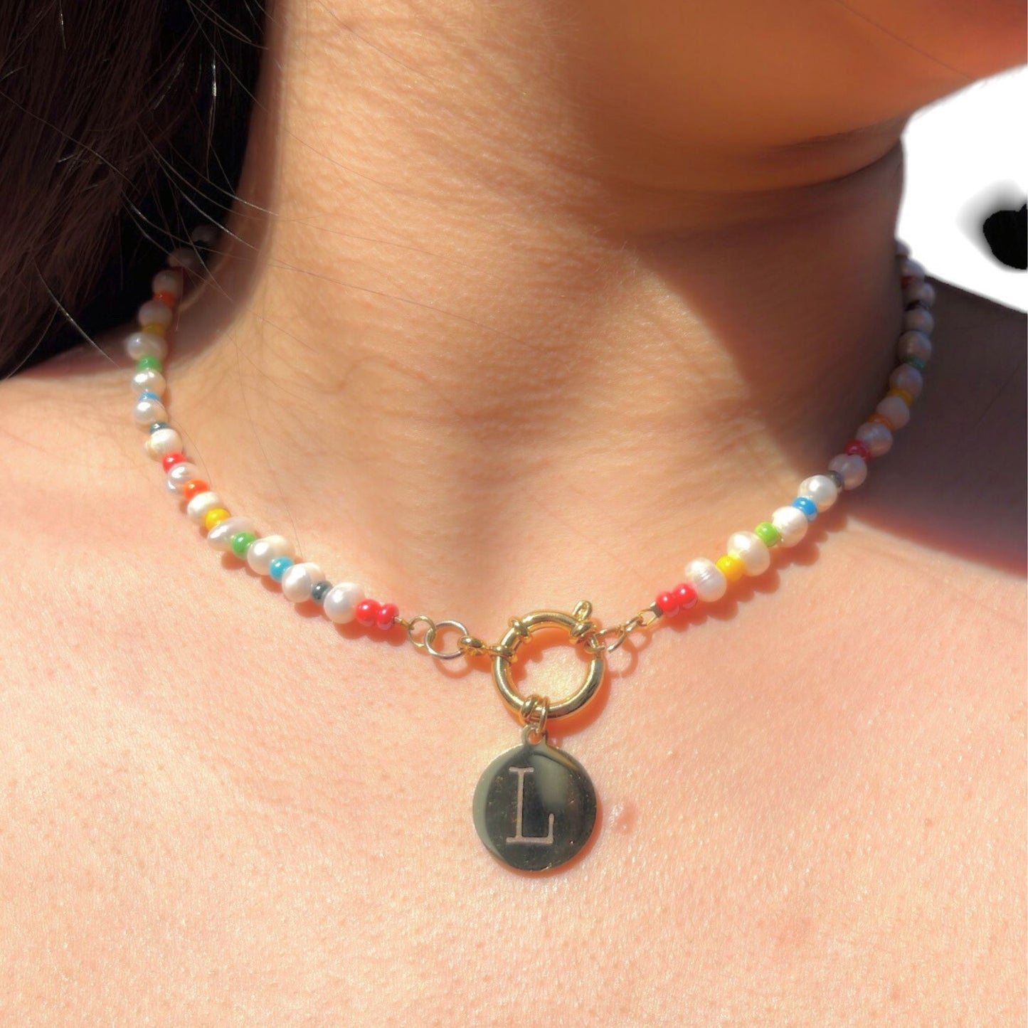 Collar Multicolor Artesanal – Opción con Placa Personalizable