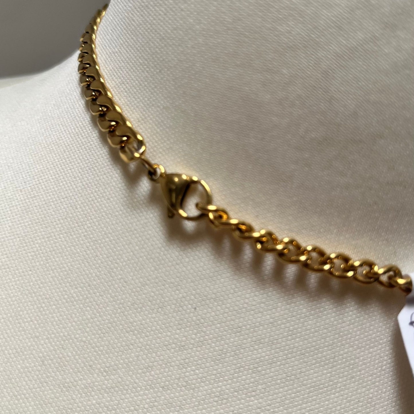 Collar de Eslabones Gruesos – Acero Inoxidable Dorado