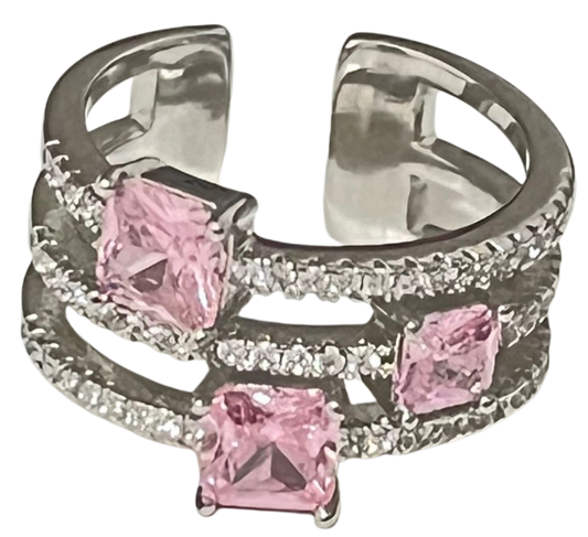 Anillo ajustable con tres piedras rosa – Estilo moderno y femenino