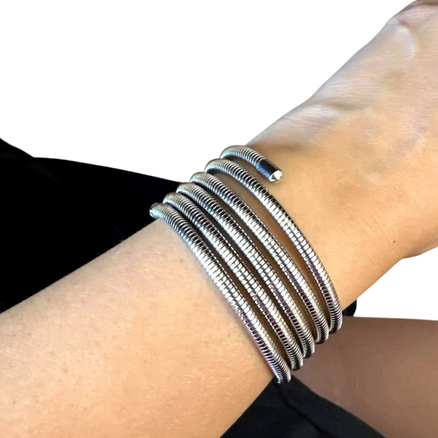 Brazalete Multicapa Elástico – Acero Inoxidable con Baño de Oro 18K